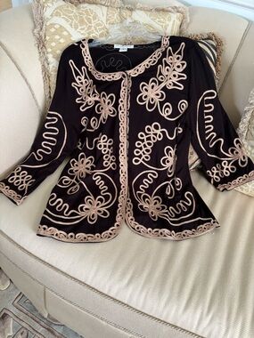 Women’s Embroidered Black & Beige Long-Sleeve Jacket